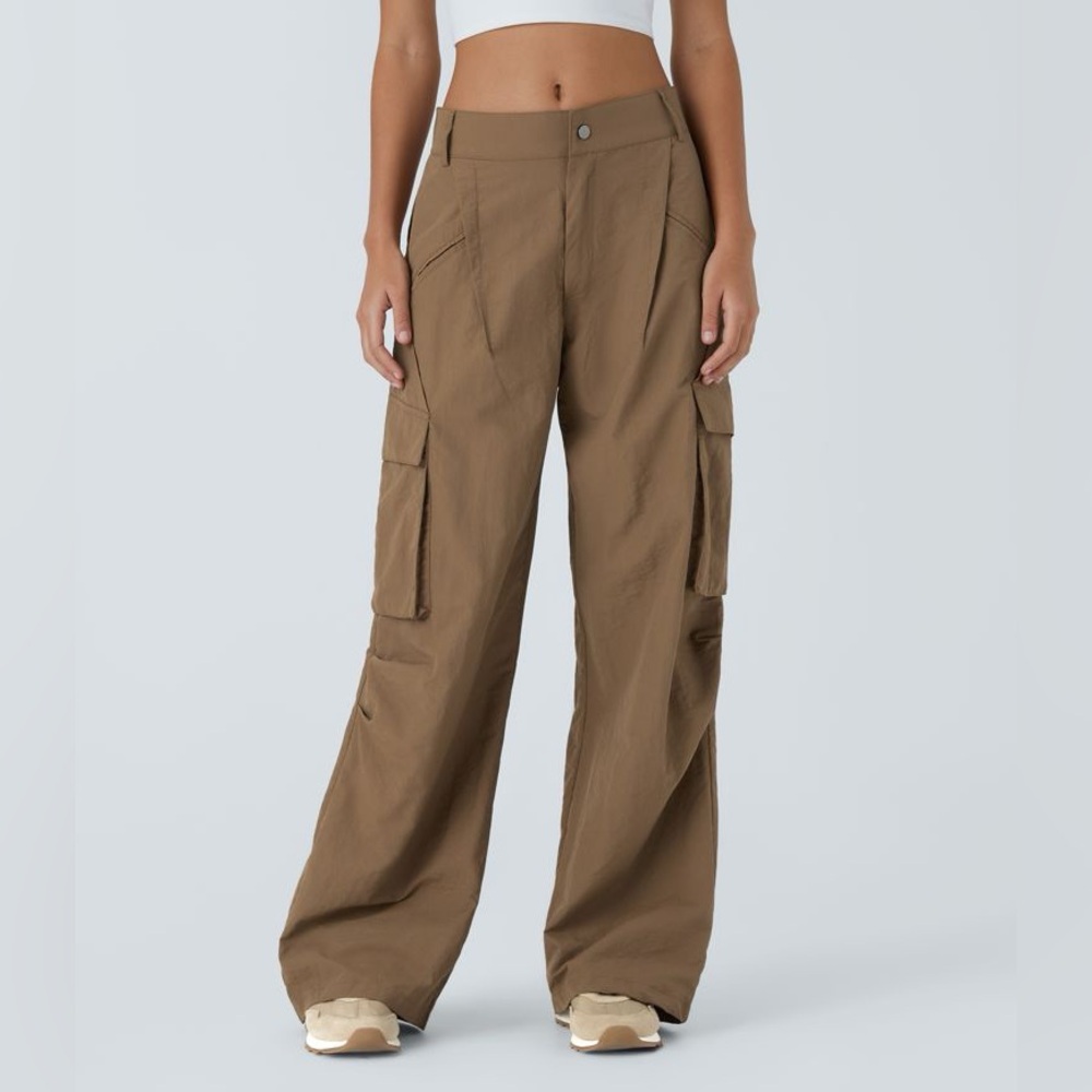 HALARA Brown Cargo Pants SIZE LARGE